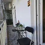 Апартаменты Phidias House Downtown *