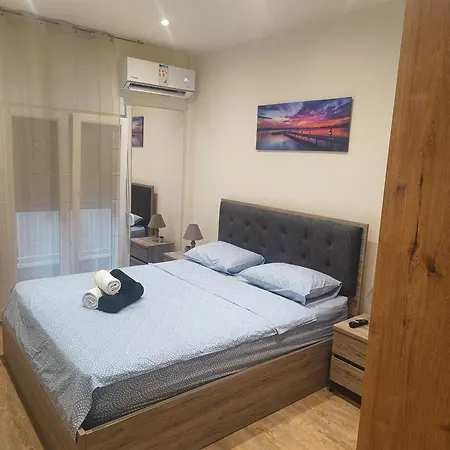 Апартаменты Phidias House Downtown *