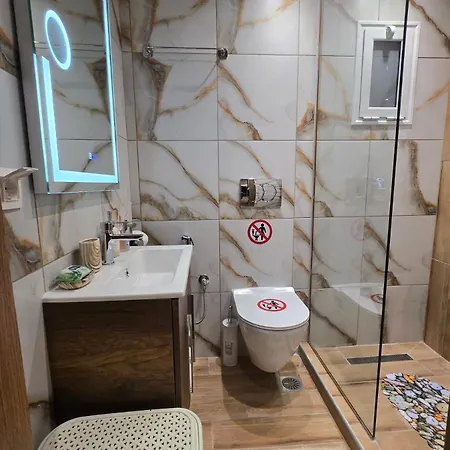 Апартаменты Phidias House Downtown *