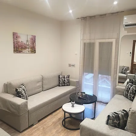 Phidias House Downtown *