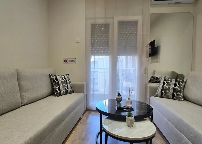 Phidias House Downtown アパート *